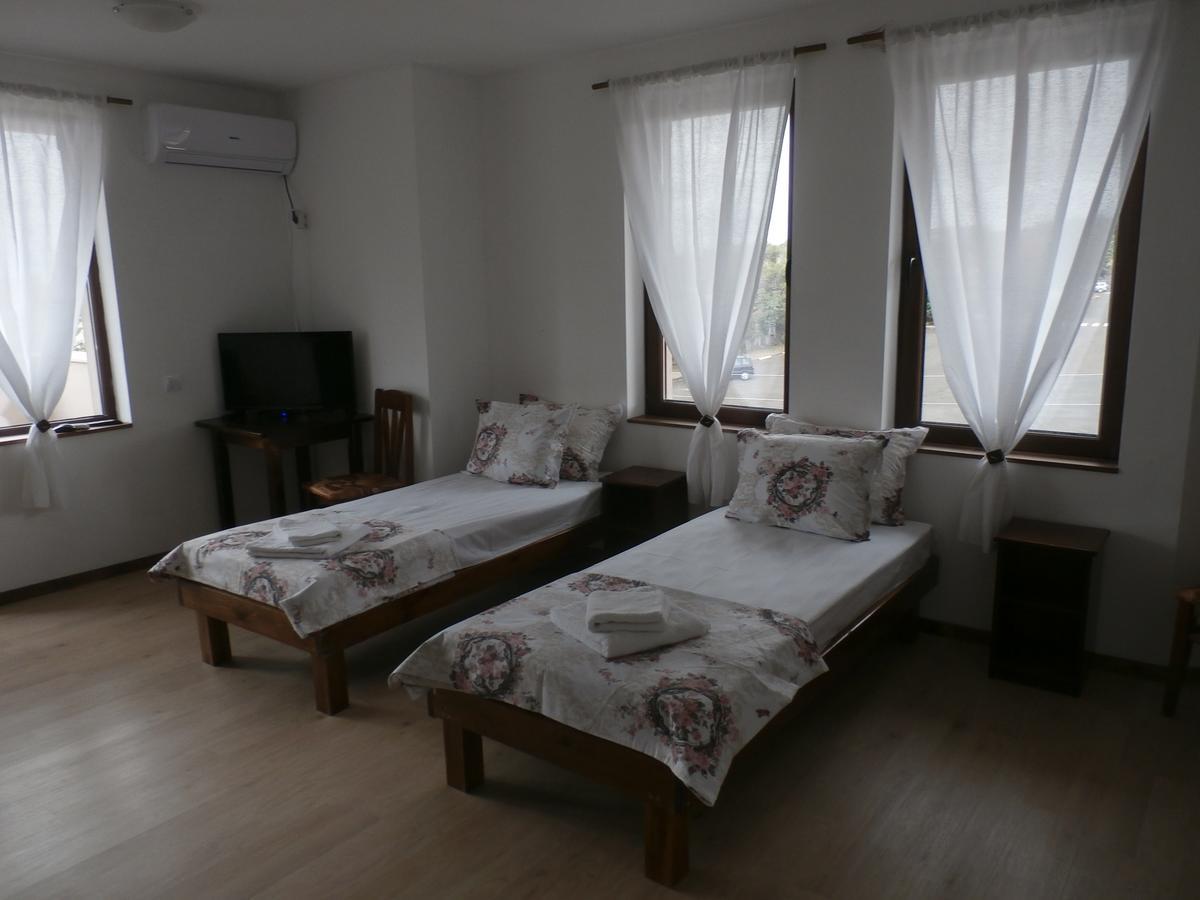 Aleksandrovo Apartments Eksteriør bilde